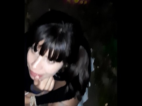 ❤️ ברחוב איבר מין נפוח בתמורה לממתקים ️ פורנו יפה ב-iw.nastypornpics-com.ru ❌️❤